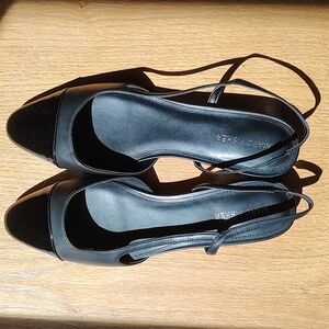 Marc Fisher black sling back patent toe cap size 10